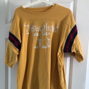 MENS Disneyland MEDIUM YELLOW COTTON 55 Shirt Retro
